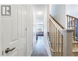 25 Keppel Circle, Brampton, ON L7A0B6 Photo 13