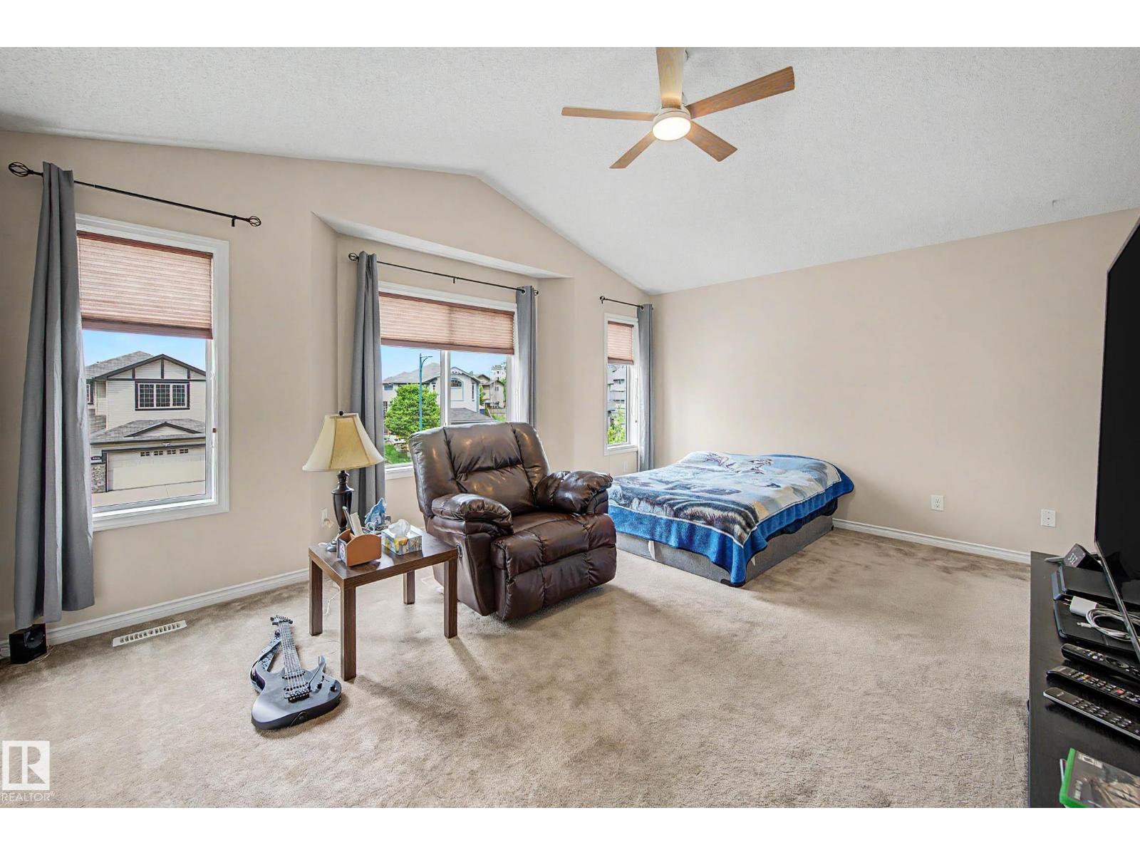 3233 21A AV NW — photo 28