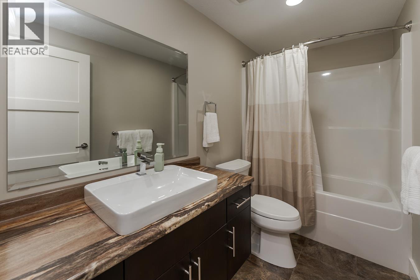 Photo 30 of 41 — 8206 ST PATRICK AVENUE · Prince George, BC