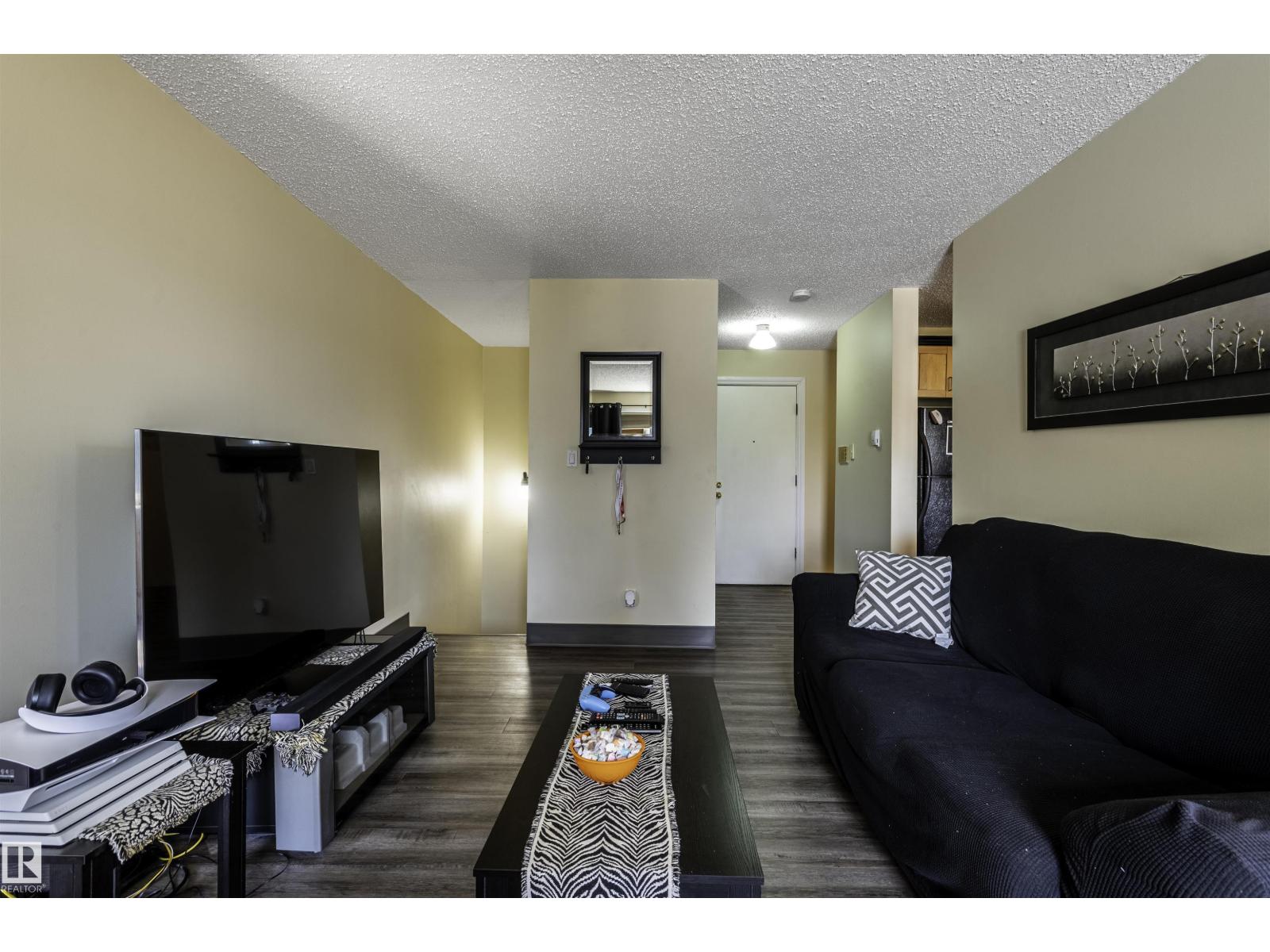 #130 95 McKenney AV - 1