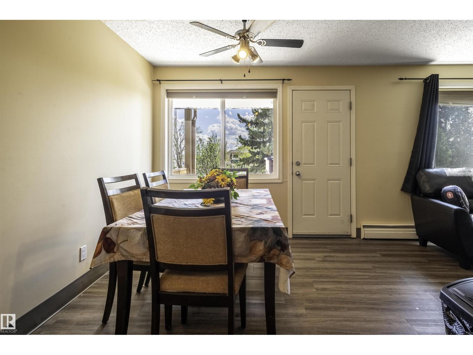 #130 95 McKenney AV - 17