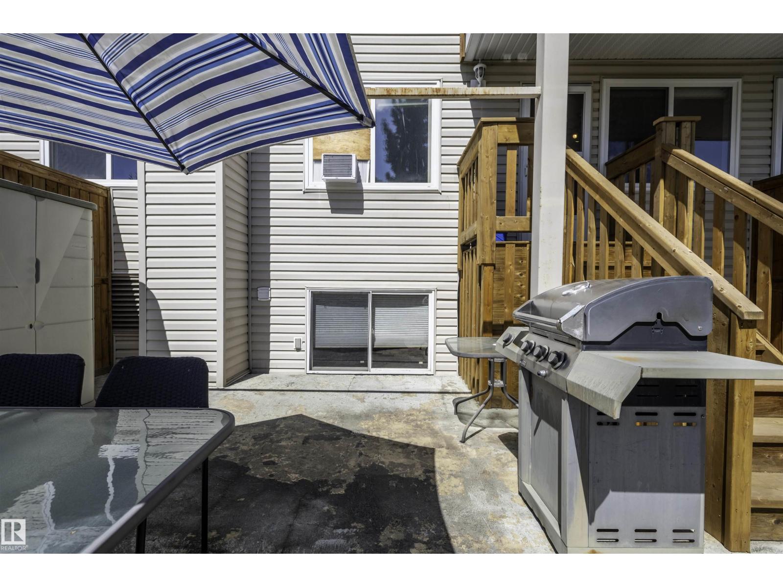 #130 95 McKenney AV - 37