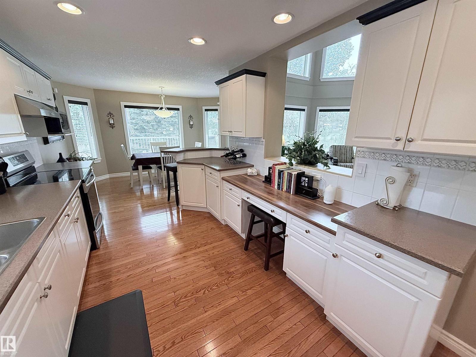 915 PICARD DR NW NW - 24