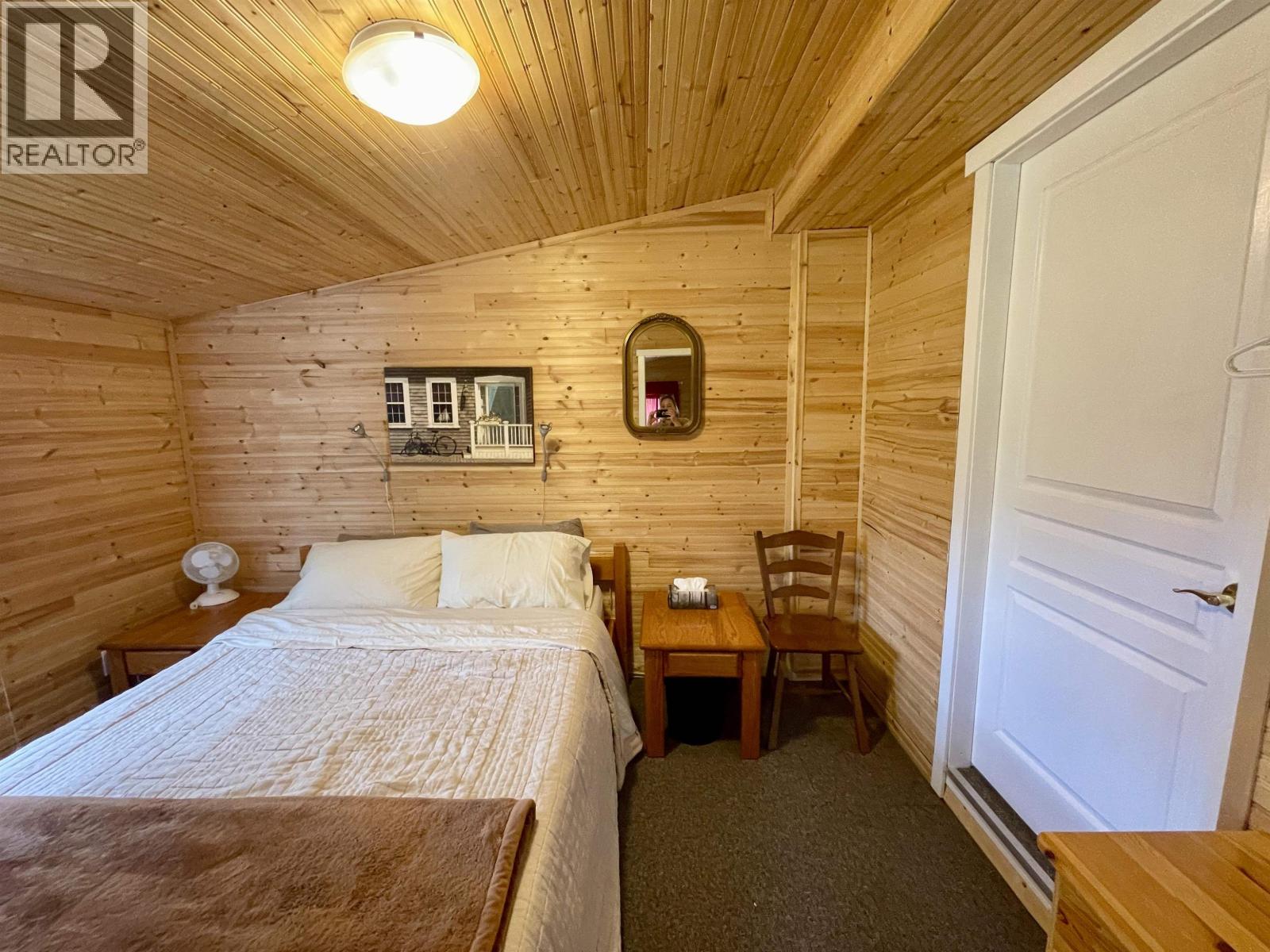 5749 GREEN LAKE N ROAD - 24