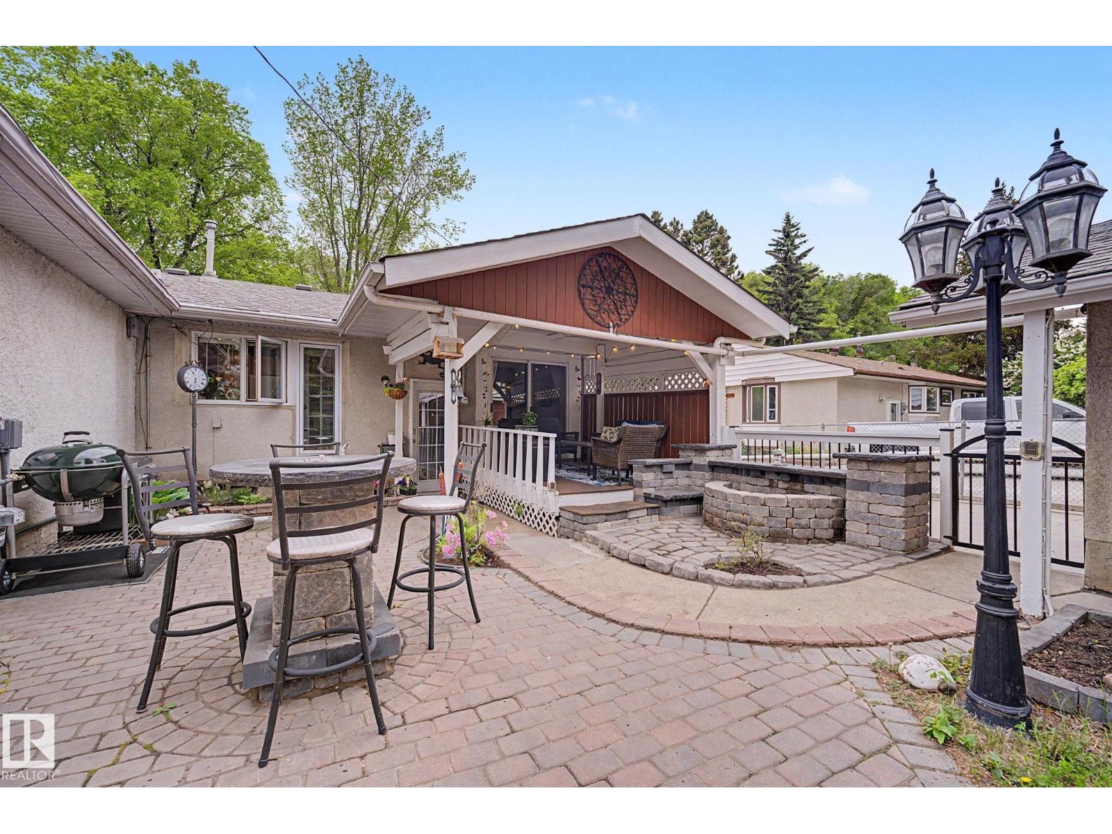37 SUNNYSIDE CR — photo 47