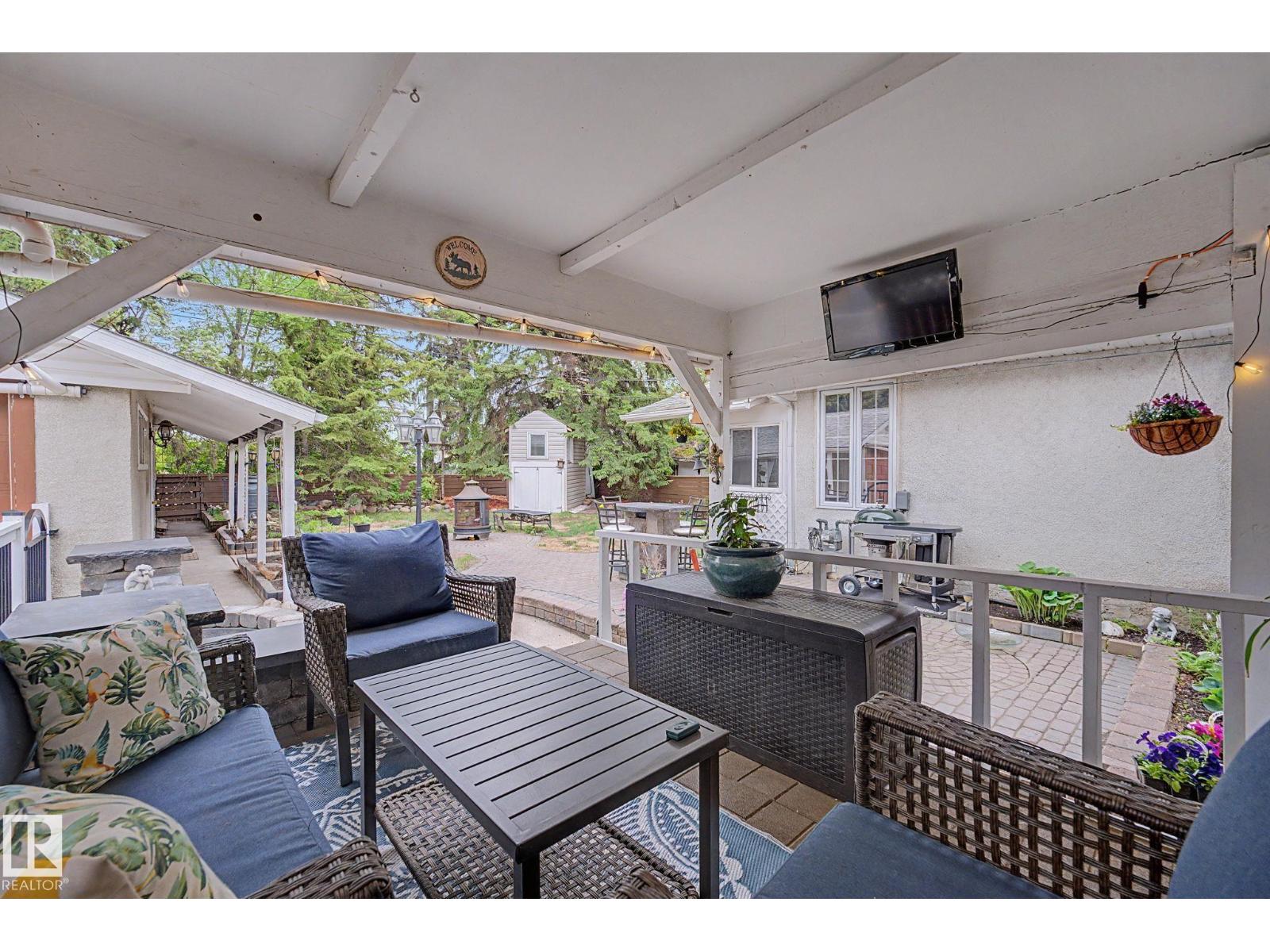 37 SUNNYSIDE CR — photo 45