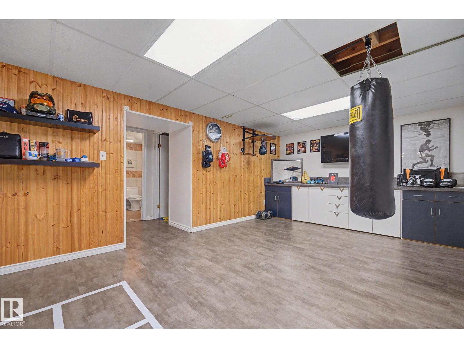 37 SUNNYSIDE CR — photo 35