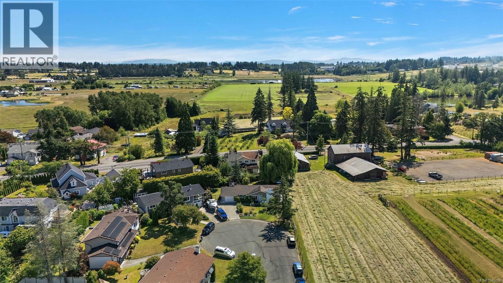 1372 Rafiki Pl, Central Saanich