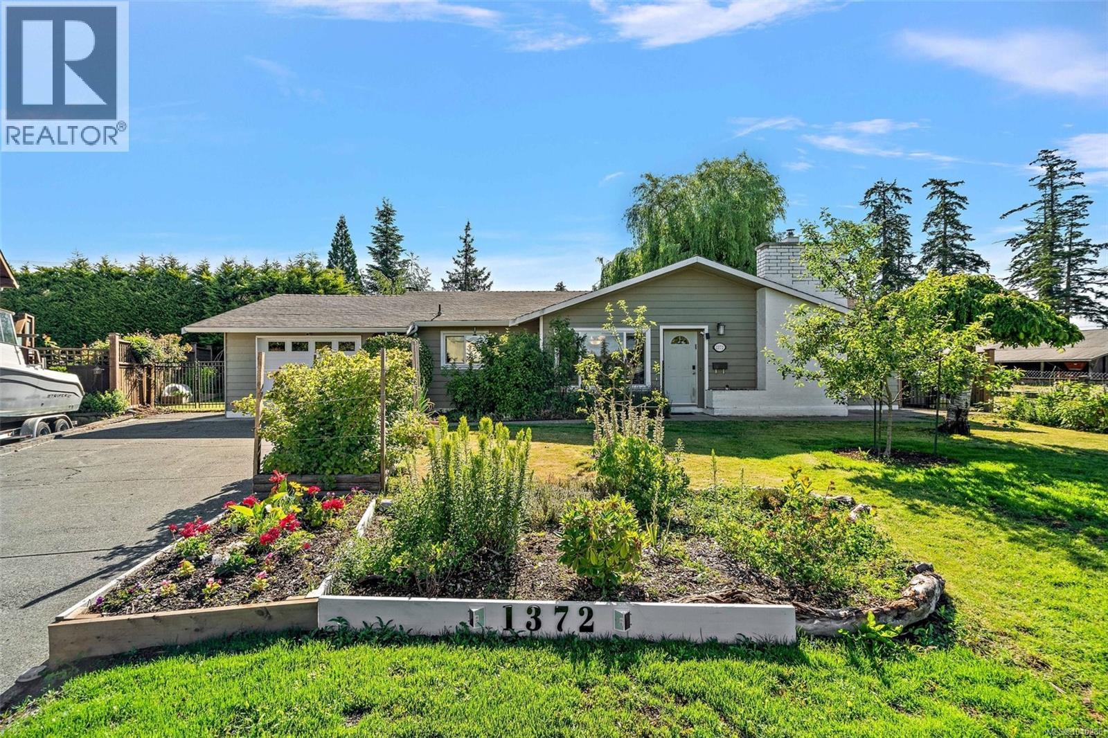 1372 Rafiki Pl - 34