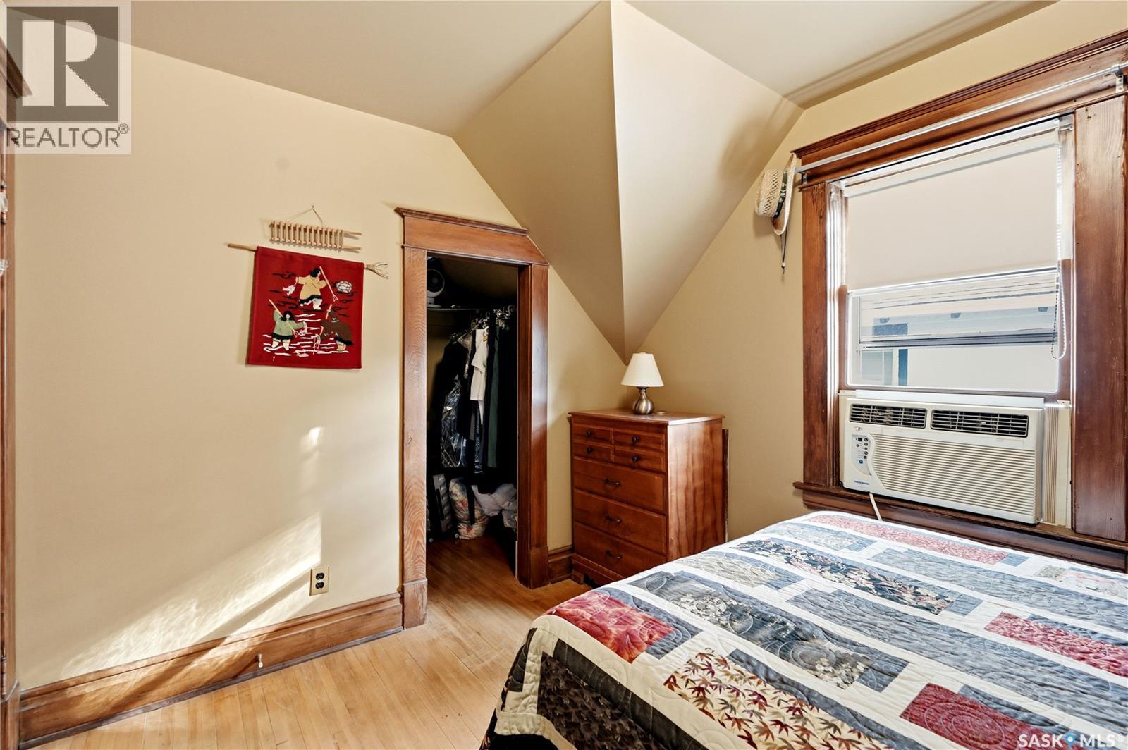 512 Bedford ROAD — photo 30