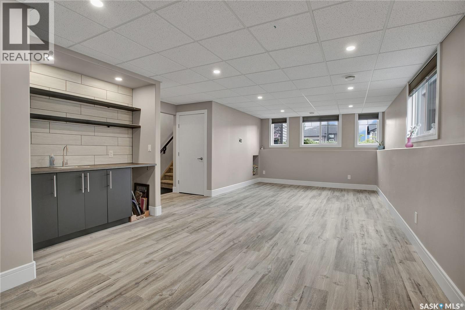 902 Stony CRESCENT — photo 17