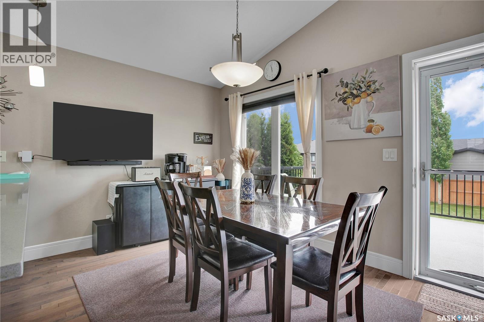 902 Stony CRESCENT - photo 4