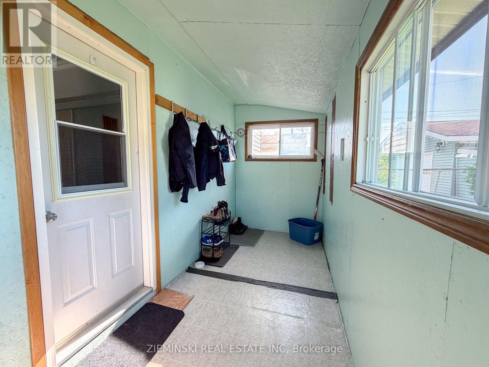 508 MARION STREET - 33