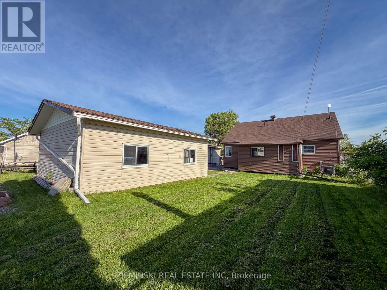 508 MARION STREET - 36