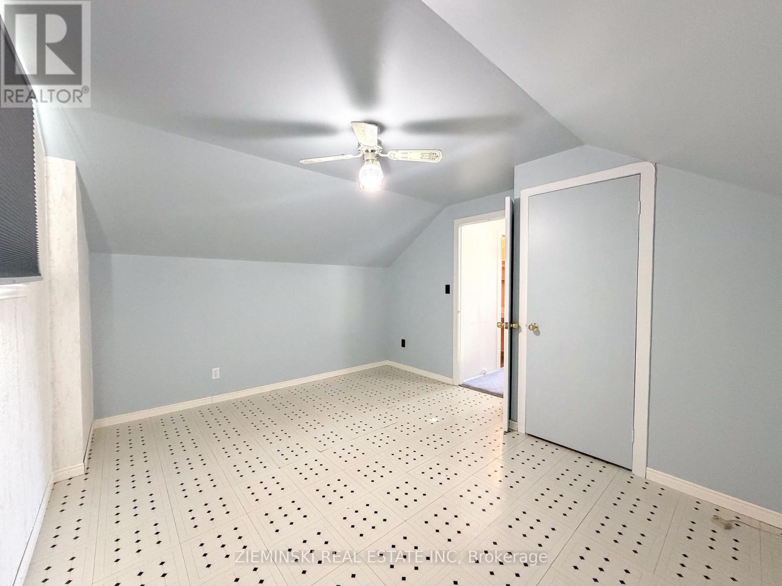 508 MARION STREET - 41
