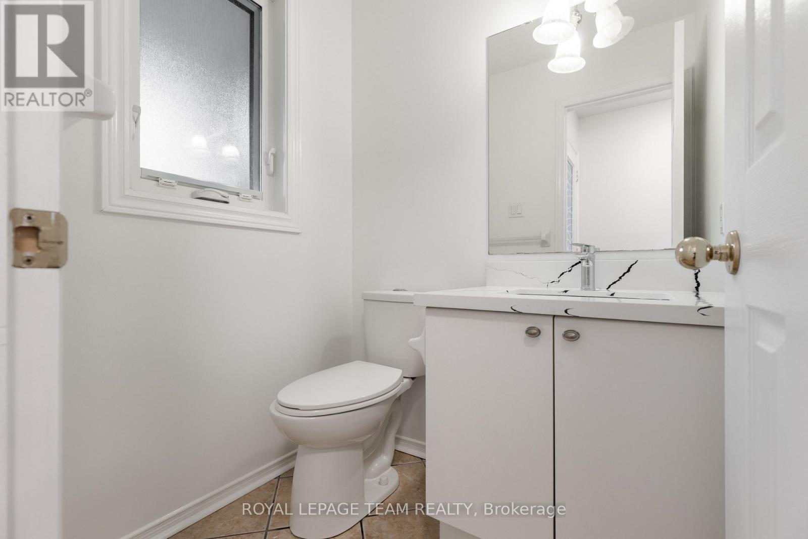 3 Bed, 3 Bath House for Sale in Ottawa – 90 BLACKDOME CRESCENT, Ottawa – MLS# X13439712 - Image 22