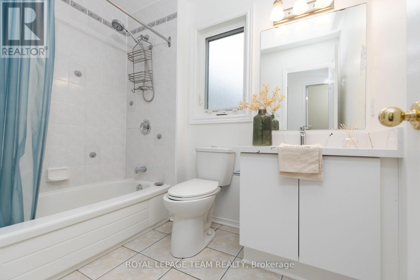 3 Bed, 3 Bath House for Sale in Ottawa – 90 BLACKDOME CRESCENT, Ottawa – MLS# X13439712 - Image 36