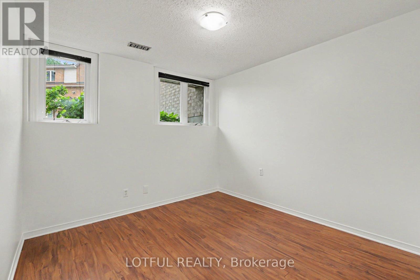 2 Bed, 2 Bath House for Rent in Ottawa – 1663 LOCKSLEY LANE, Ottawa – MLS# X13439722 - Image 10