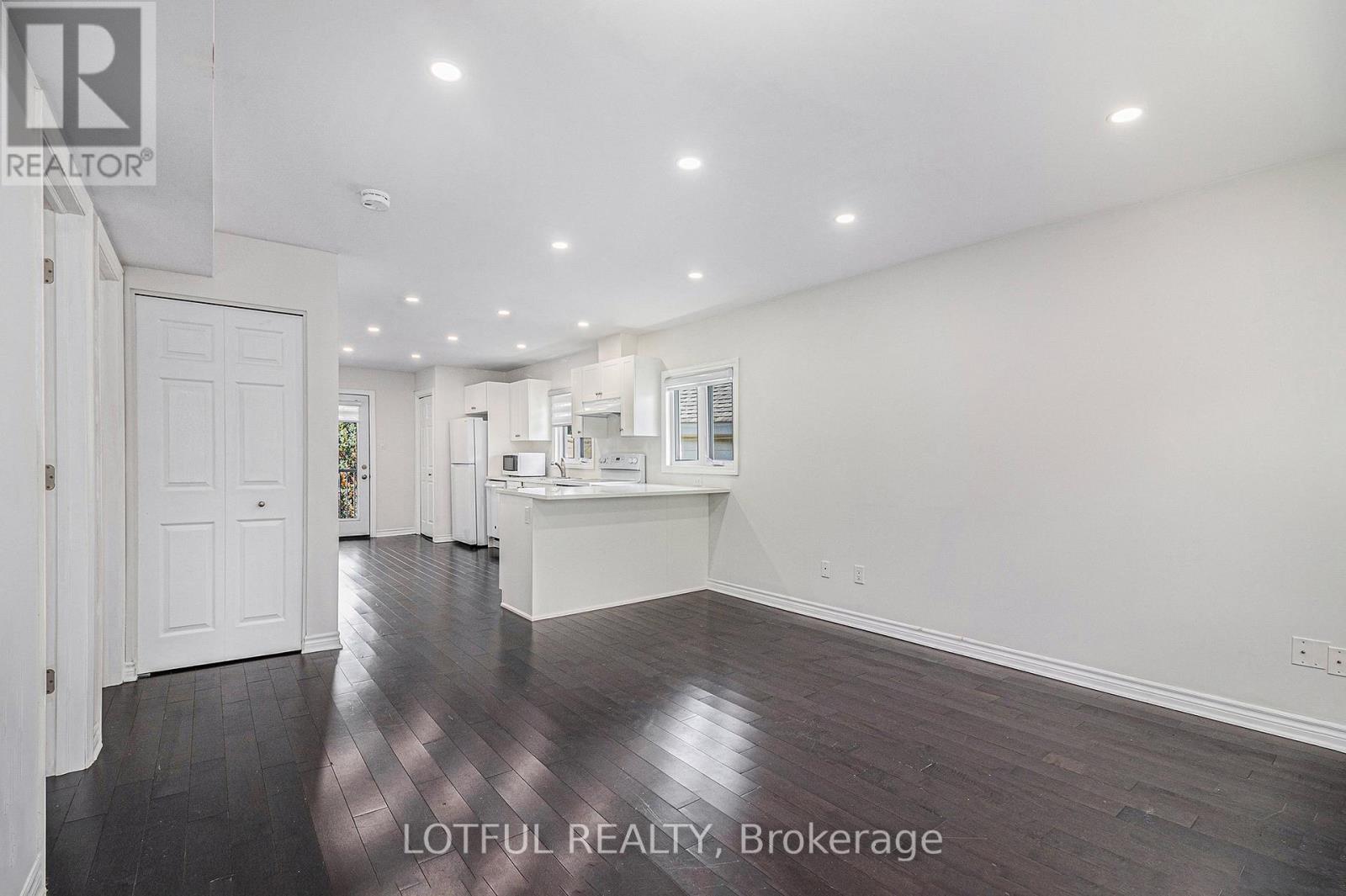 3 Bed, 1 Bath Multi-Family for Rent in Ottawa – 2 – 278 SHAKESPEARE STREET, Ottawa – MLS# X13439758 - Image 7