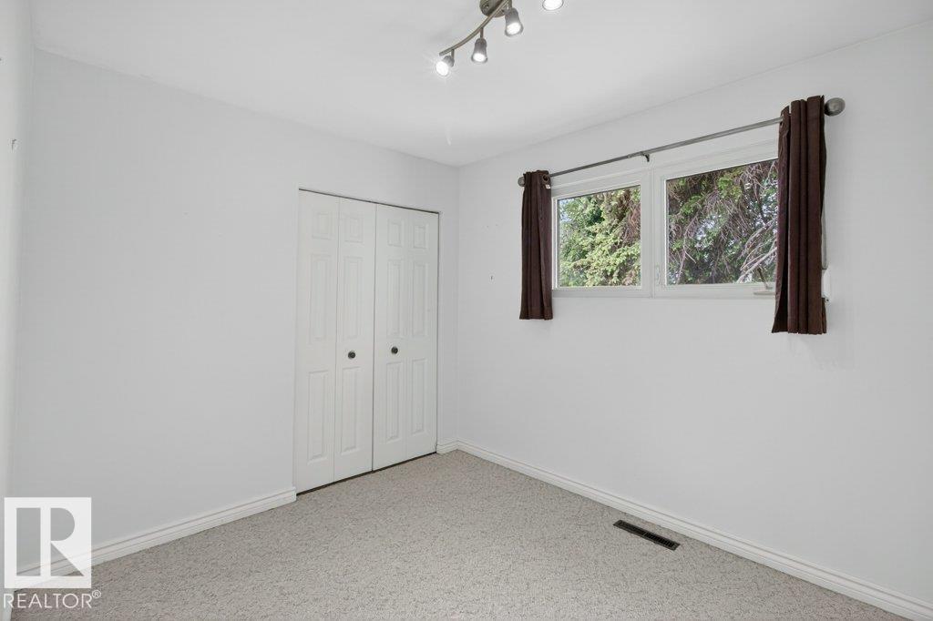 6616 95 AV NW — photo 18