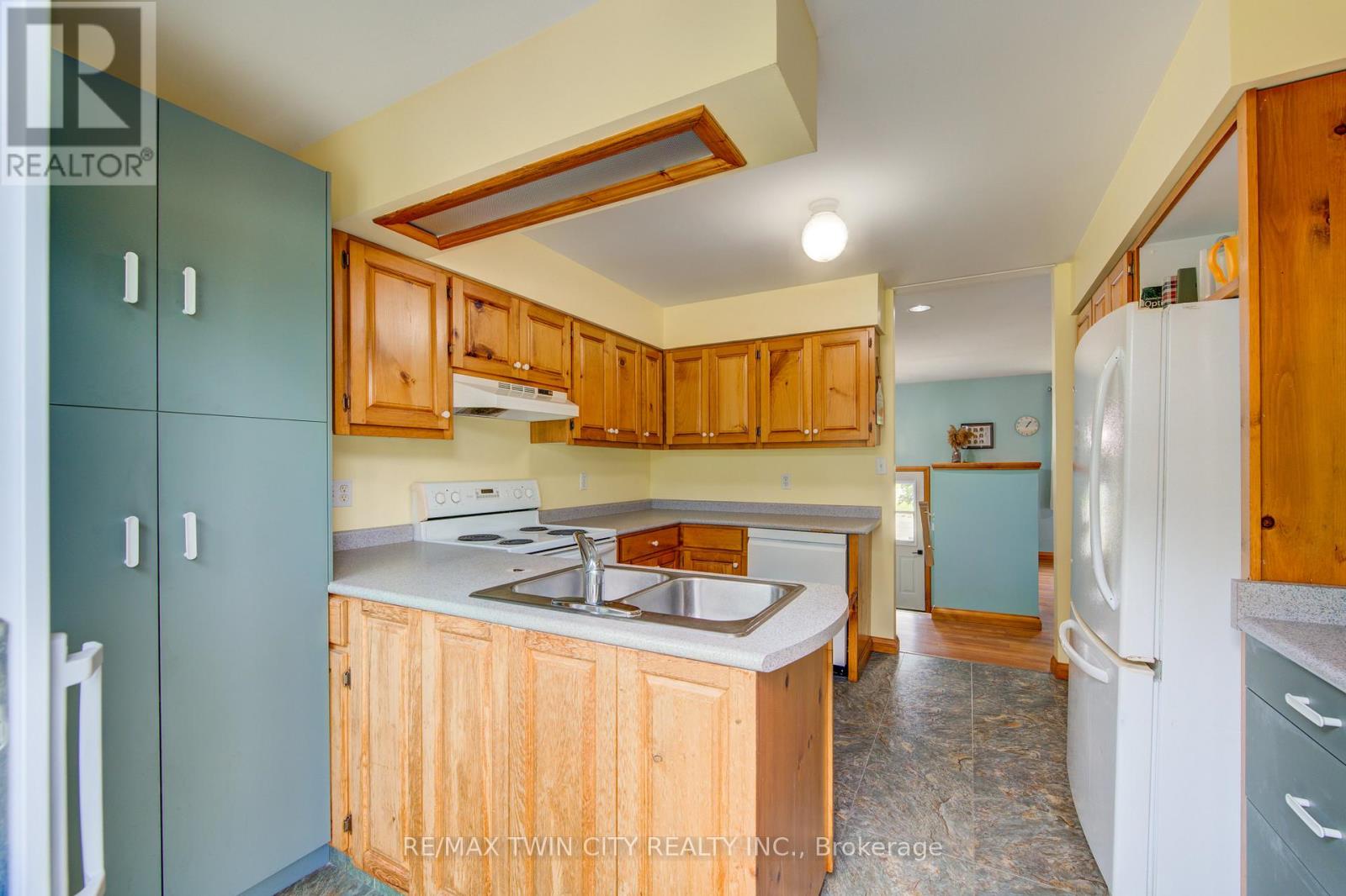 2069 WENDELL COURT - 15
