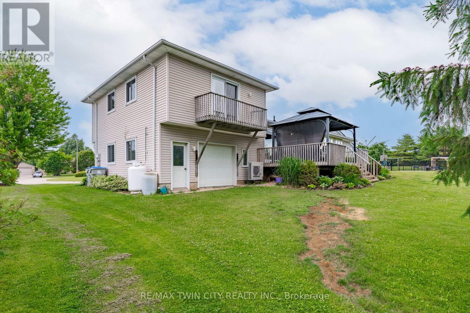2069 WENDELL COURT - 5