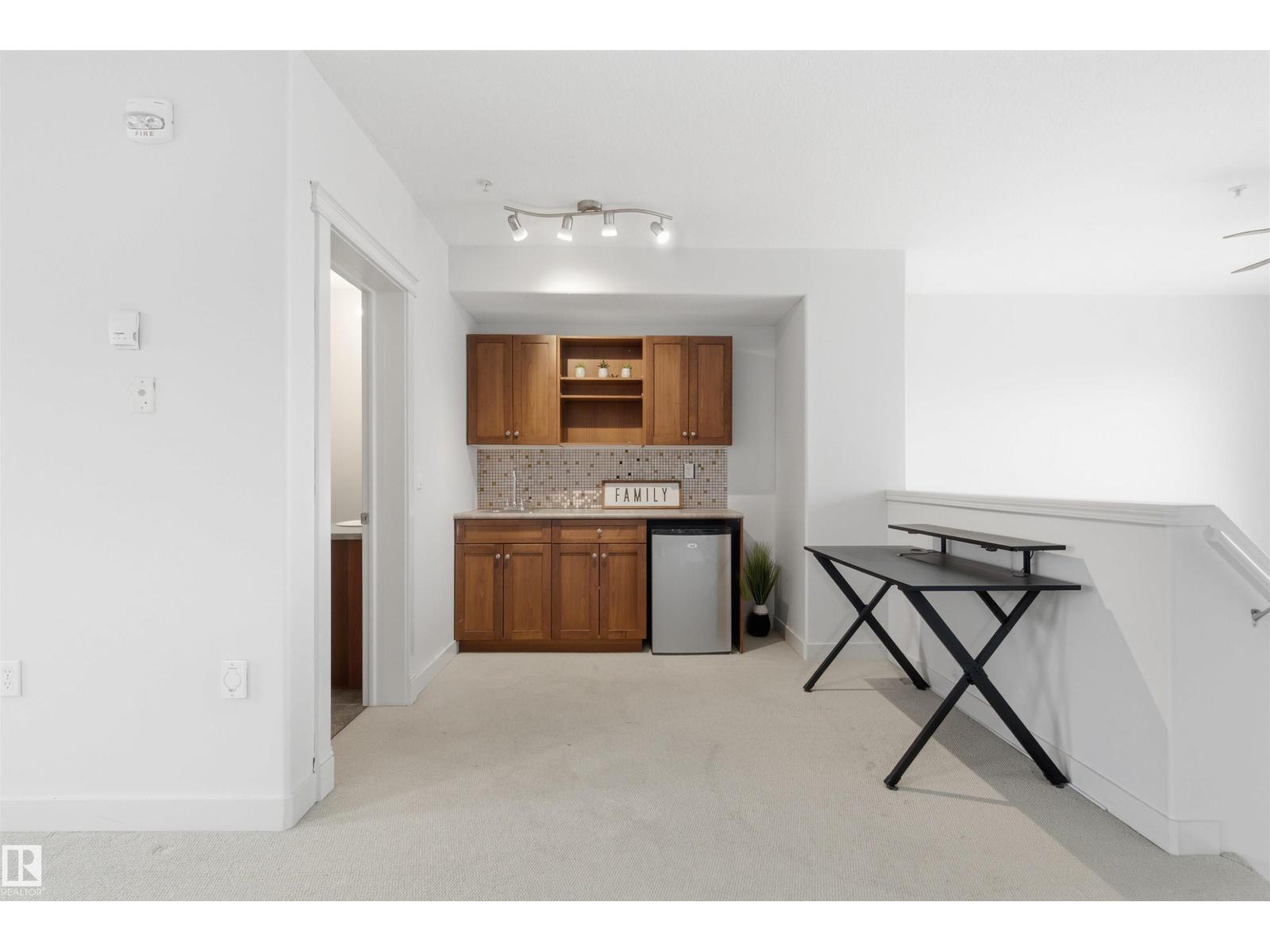 #407 802 12 ST - 25