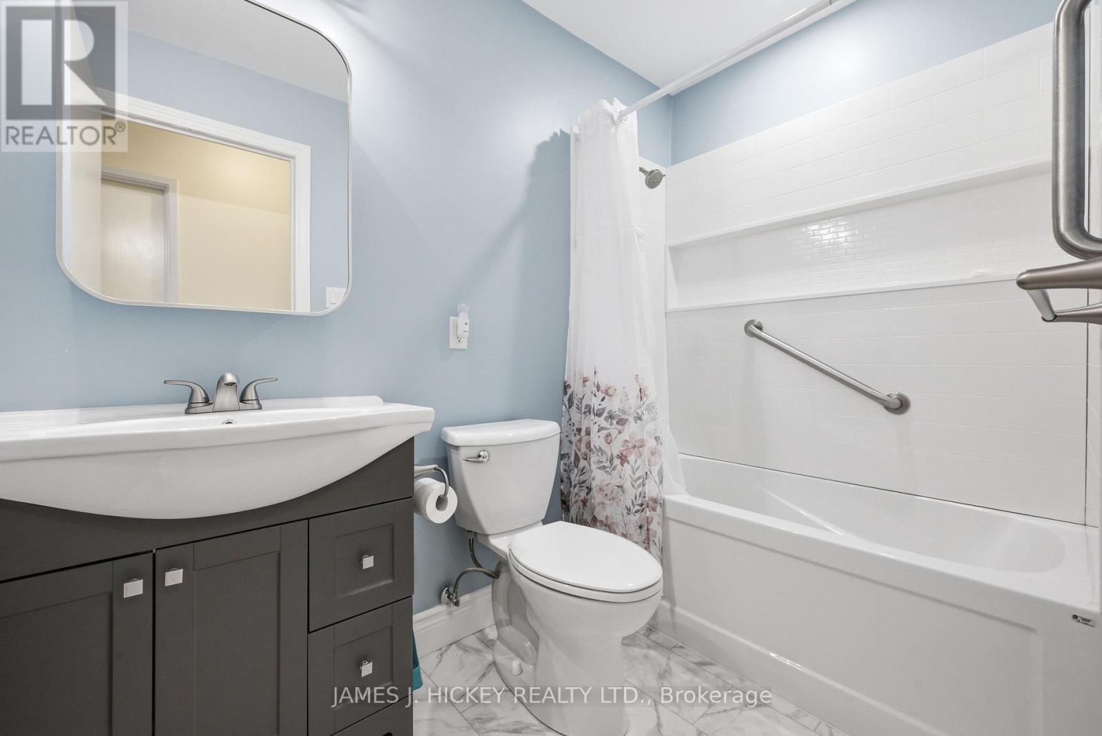 80 BEACH AVENUE - 27