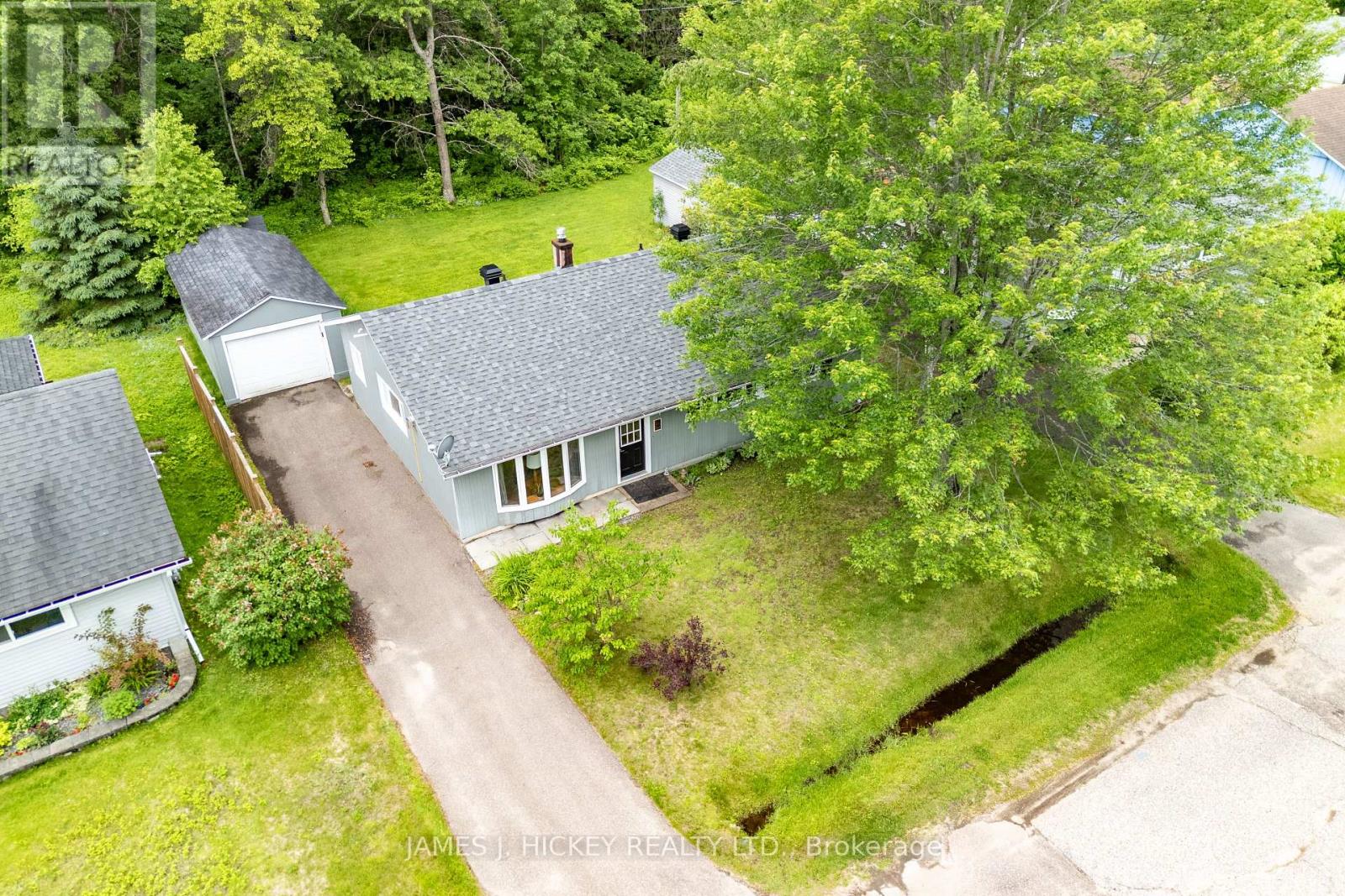 80 BEACH AVENUE - 32