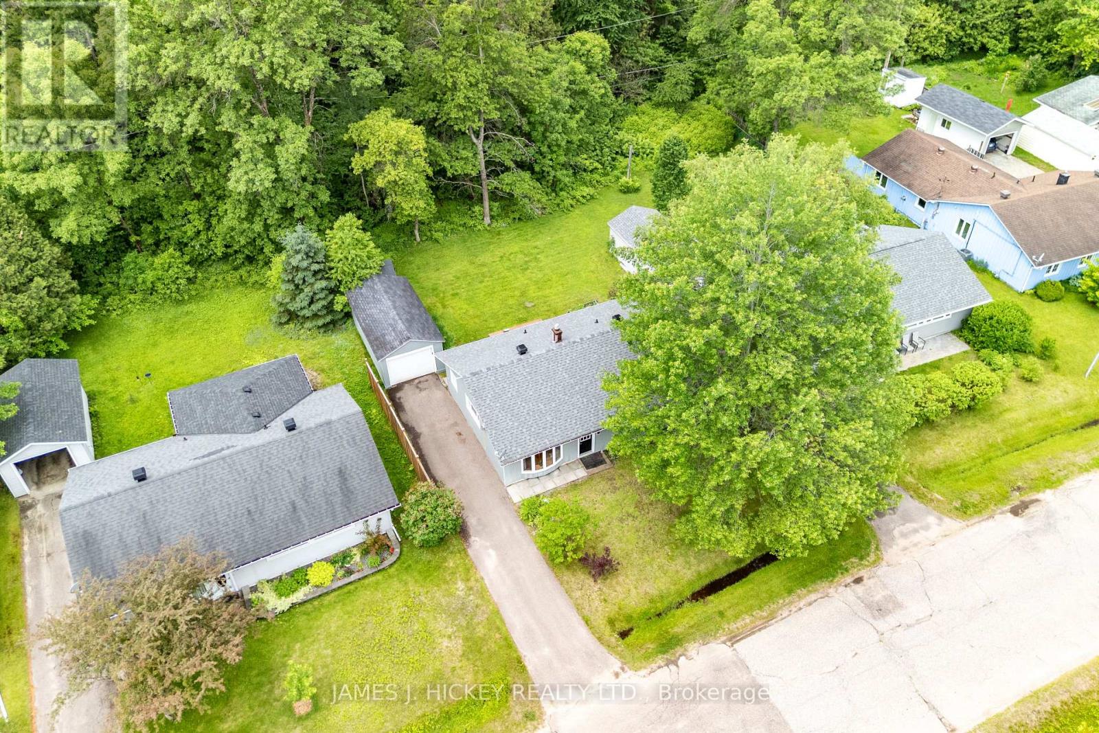 80 BEACH AVENUE - 33