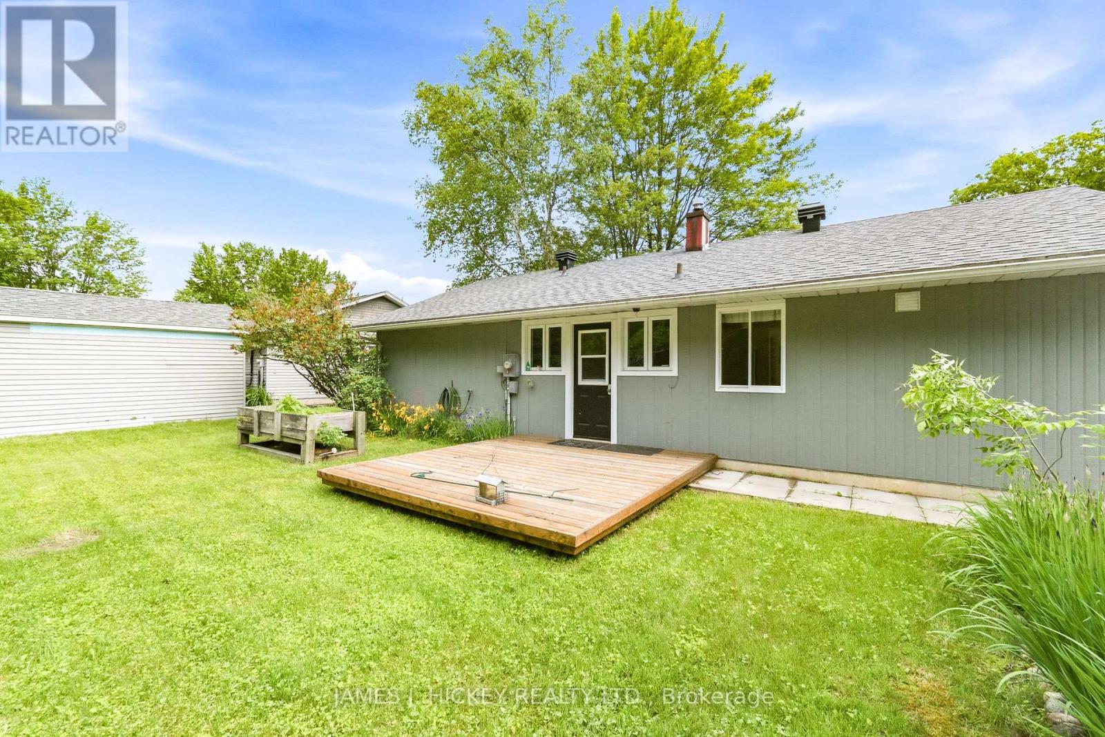 80 BEACH AVENUE - 46