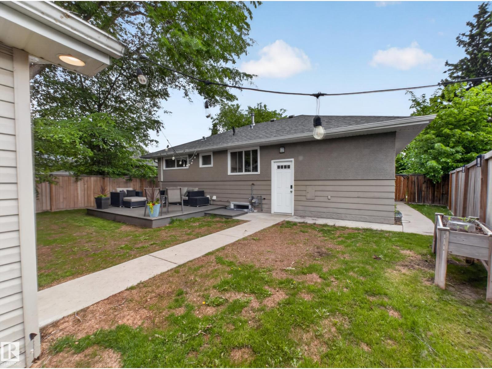 15803 83 AV NW — photo 54