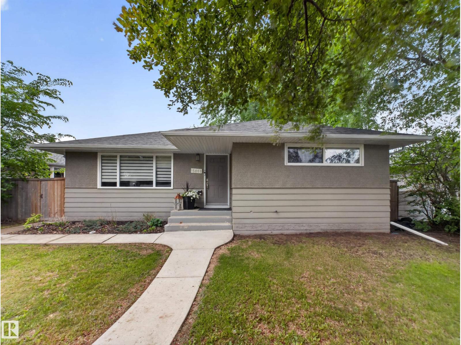 15803 83 AV NW — photo 59