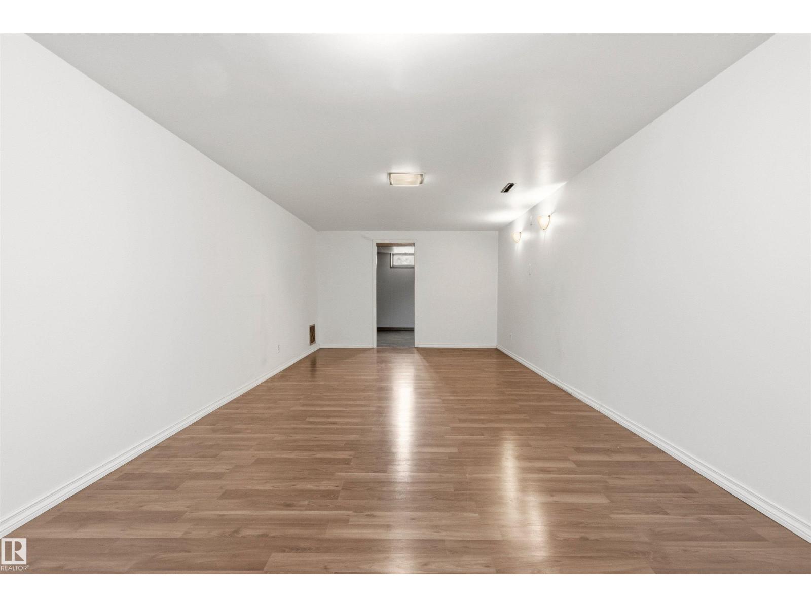 8719 164A ST NW — photo 30