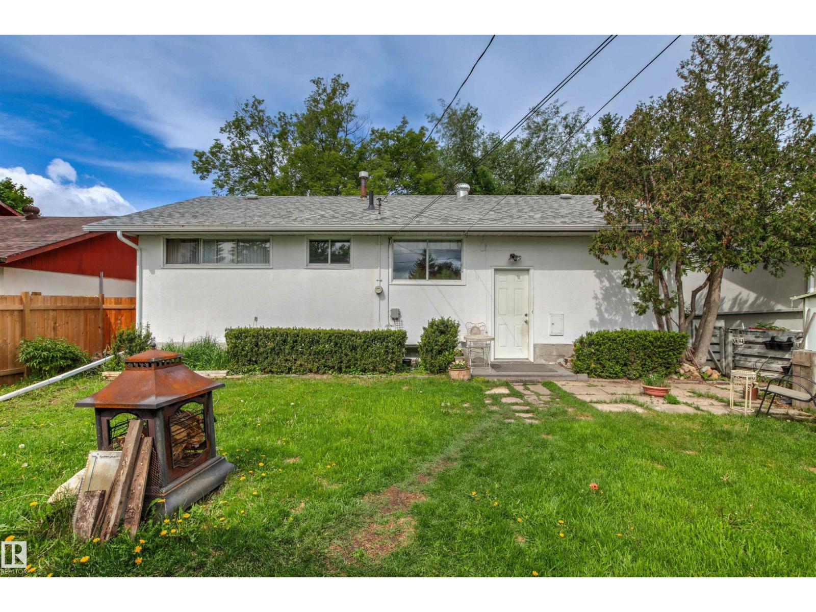 8719 164A ST NW — photo 44
