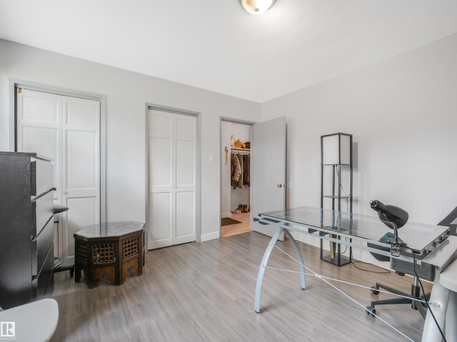 14612 93 Ave NW NW - 8