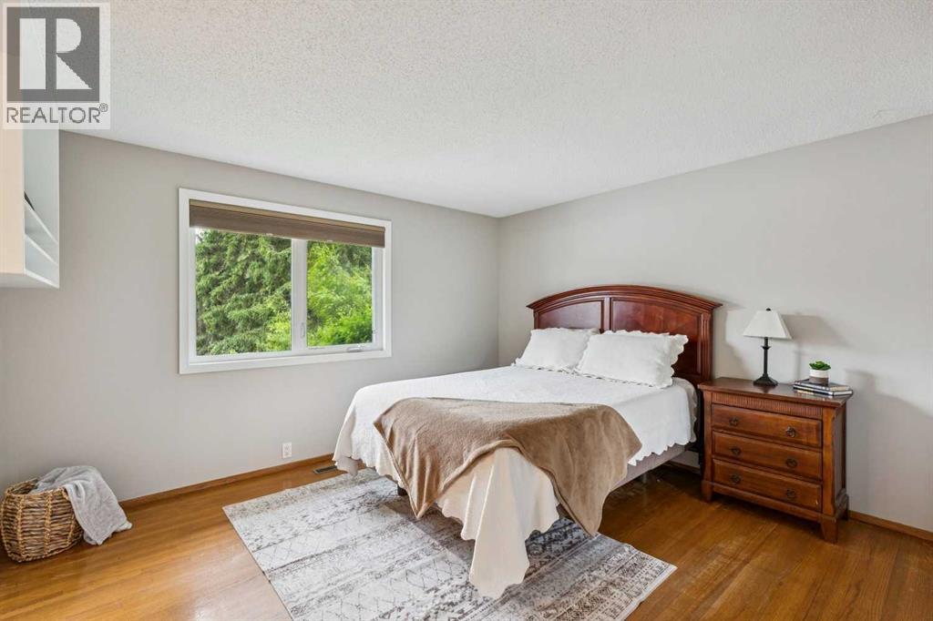 931 124 Avenue SW - 17