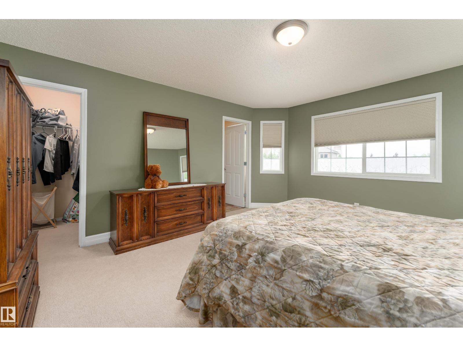47 LAMPLIGHT DR — photo 14