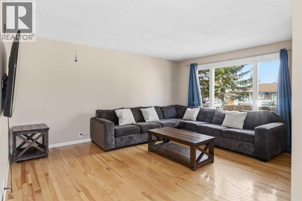 85 Abergale Close NE - 4