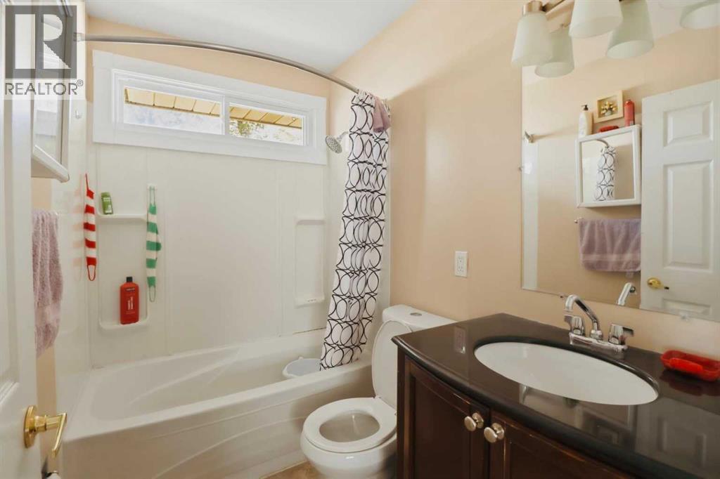85 Abergale Close NE - 19