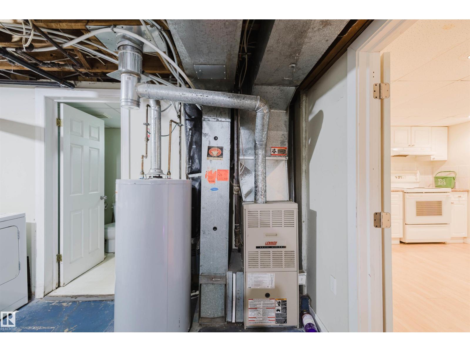 7230 112 ST NW - 24