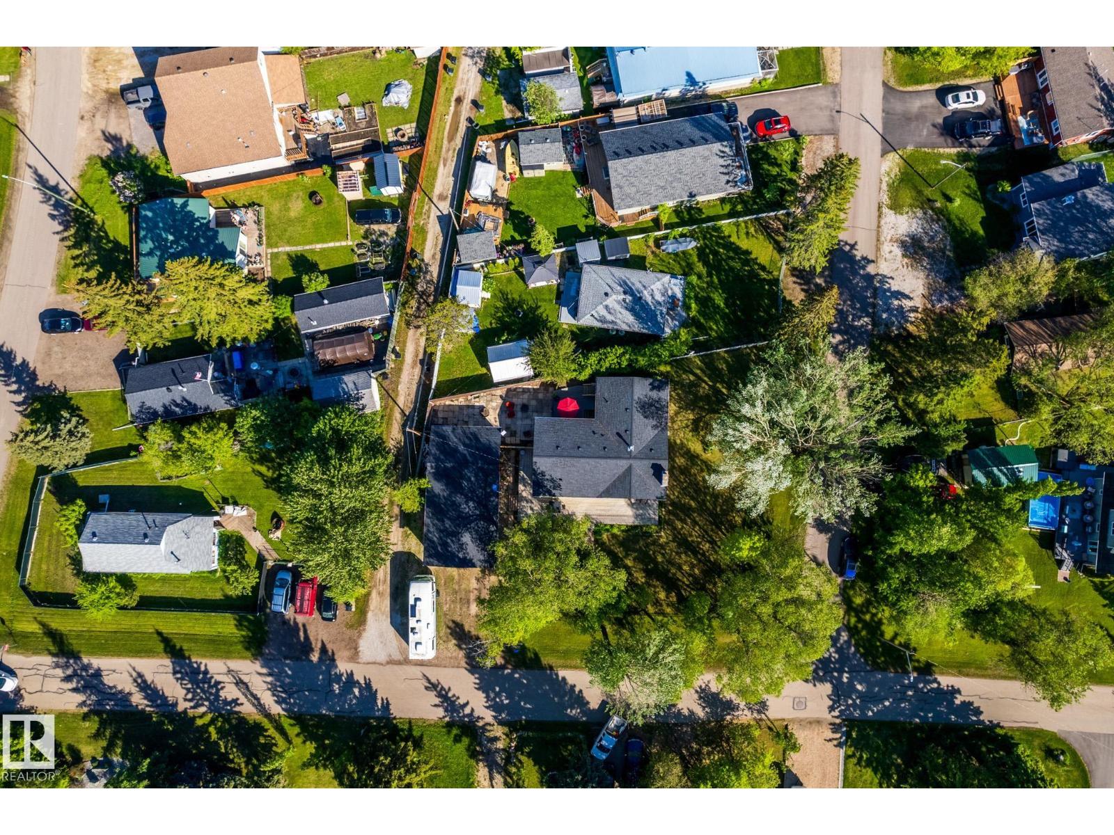 5115 49 AV - 60