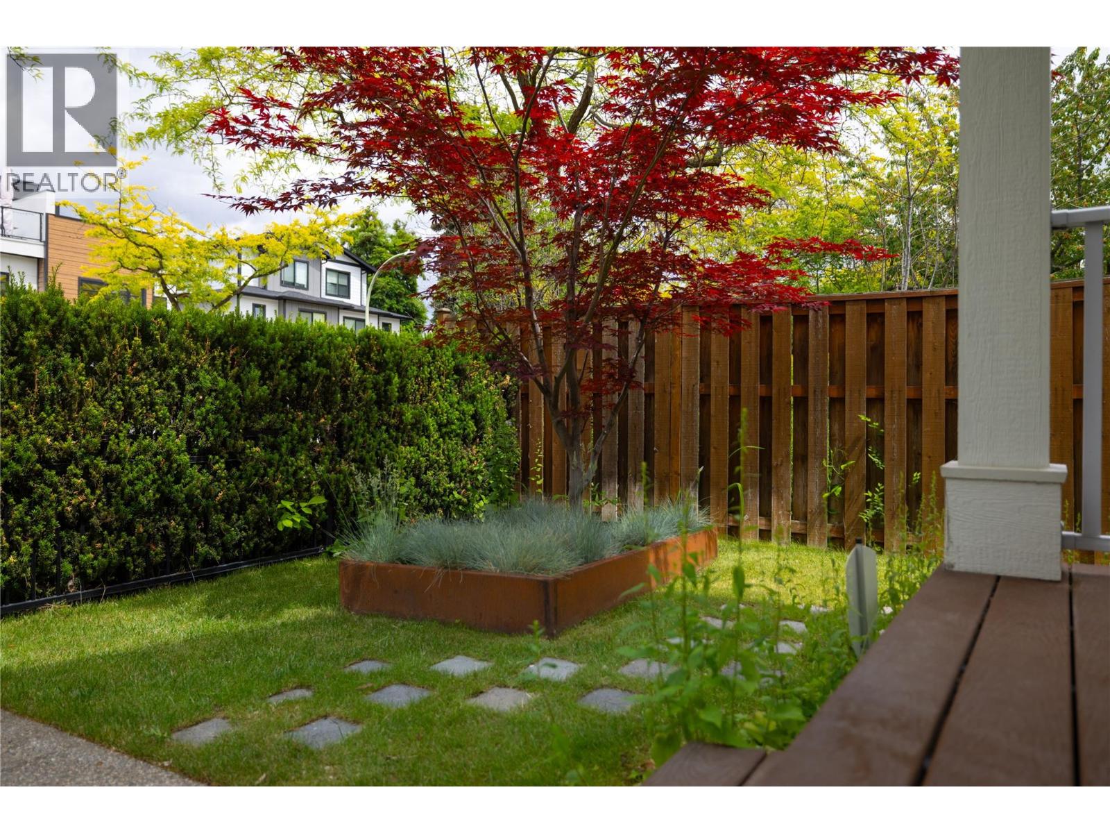 747 & 749 Wilson Avenue - 63
