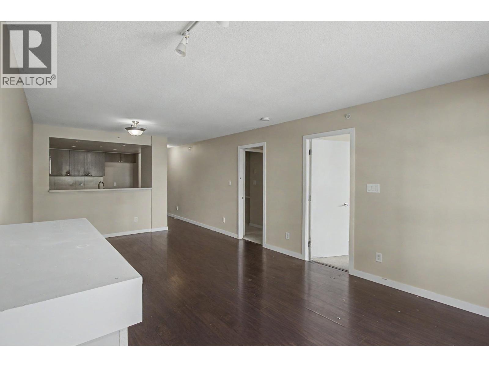 #708-8120 LANSDOWNE Road, Richmond