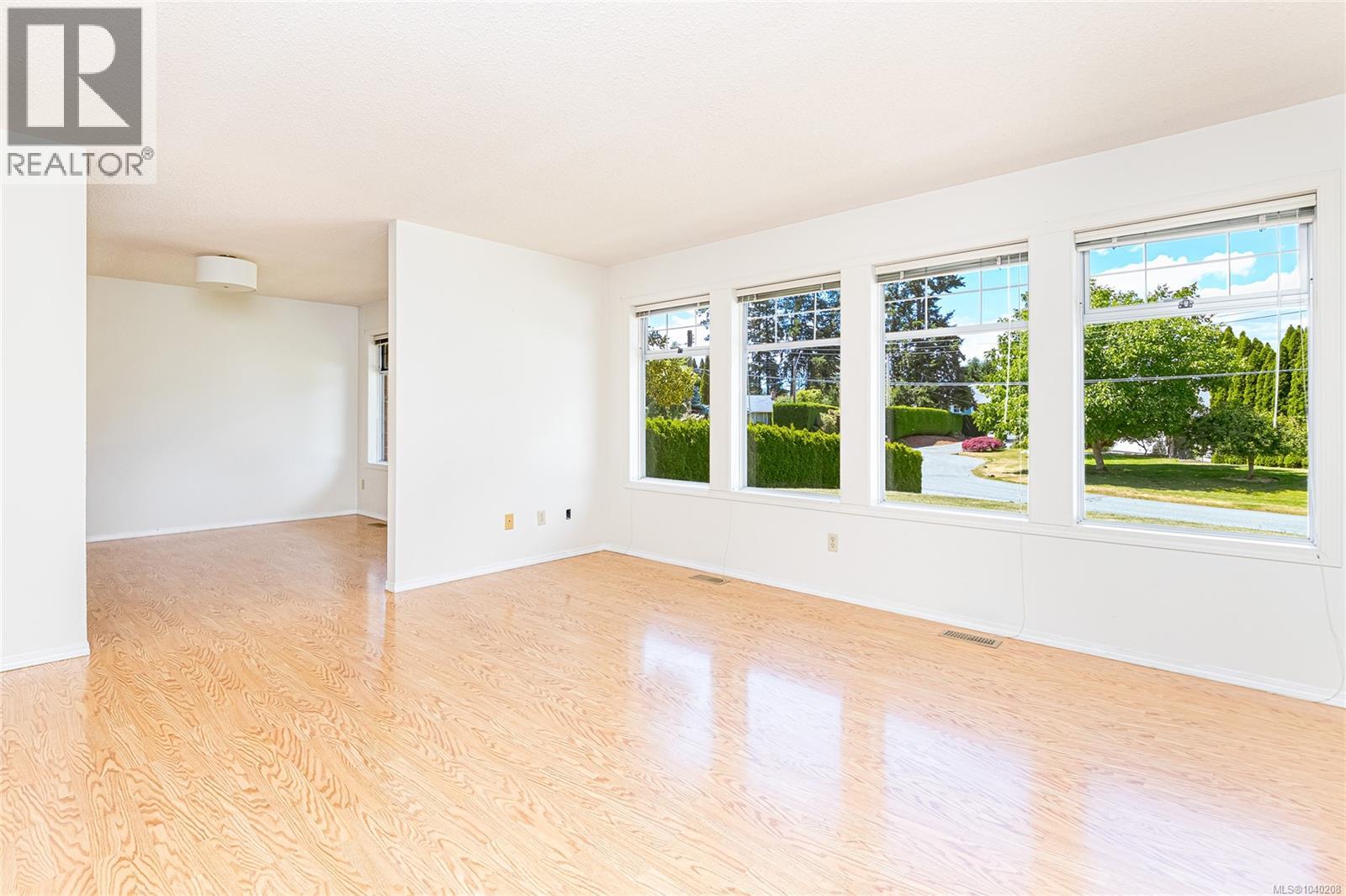 6447 Tyler Pl - 5