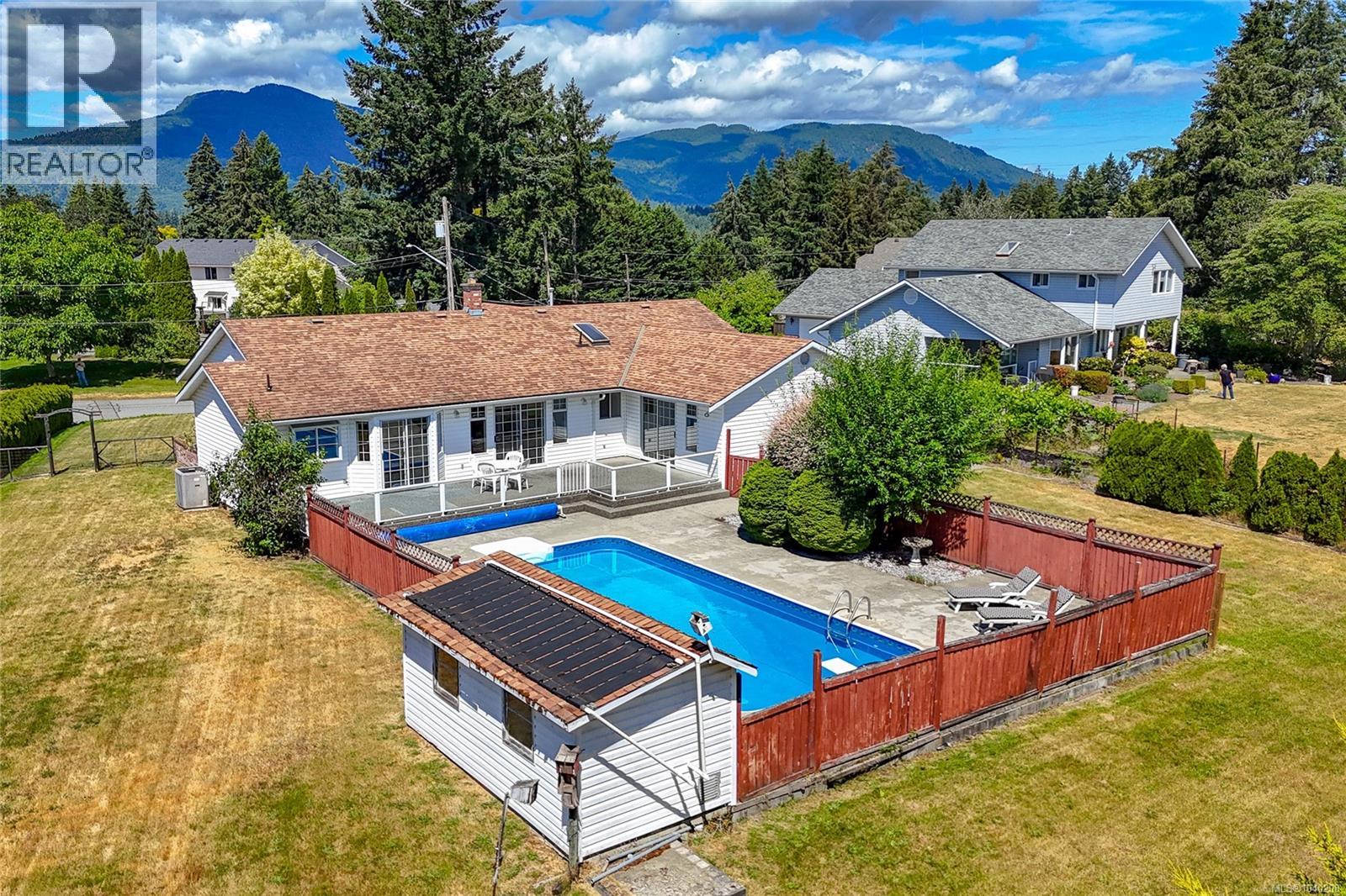 6447 Tyler Pl, Duncan