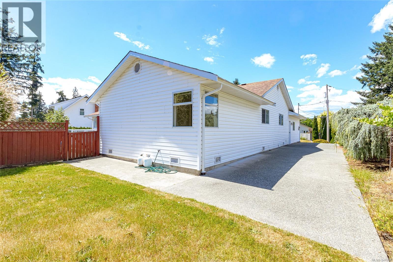 6447 Tyler Pl - 26