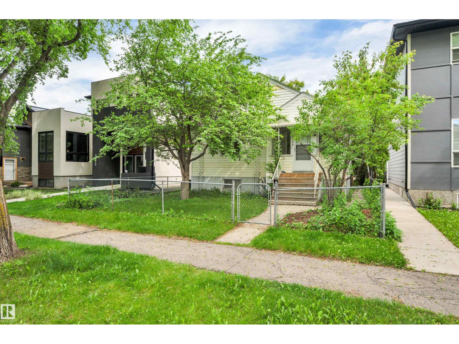 9624 77 AV NW - photo 2