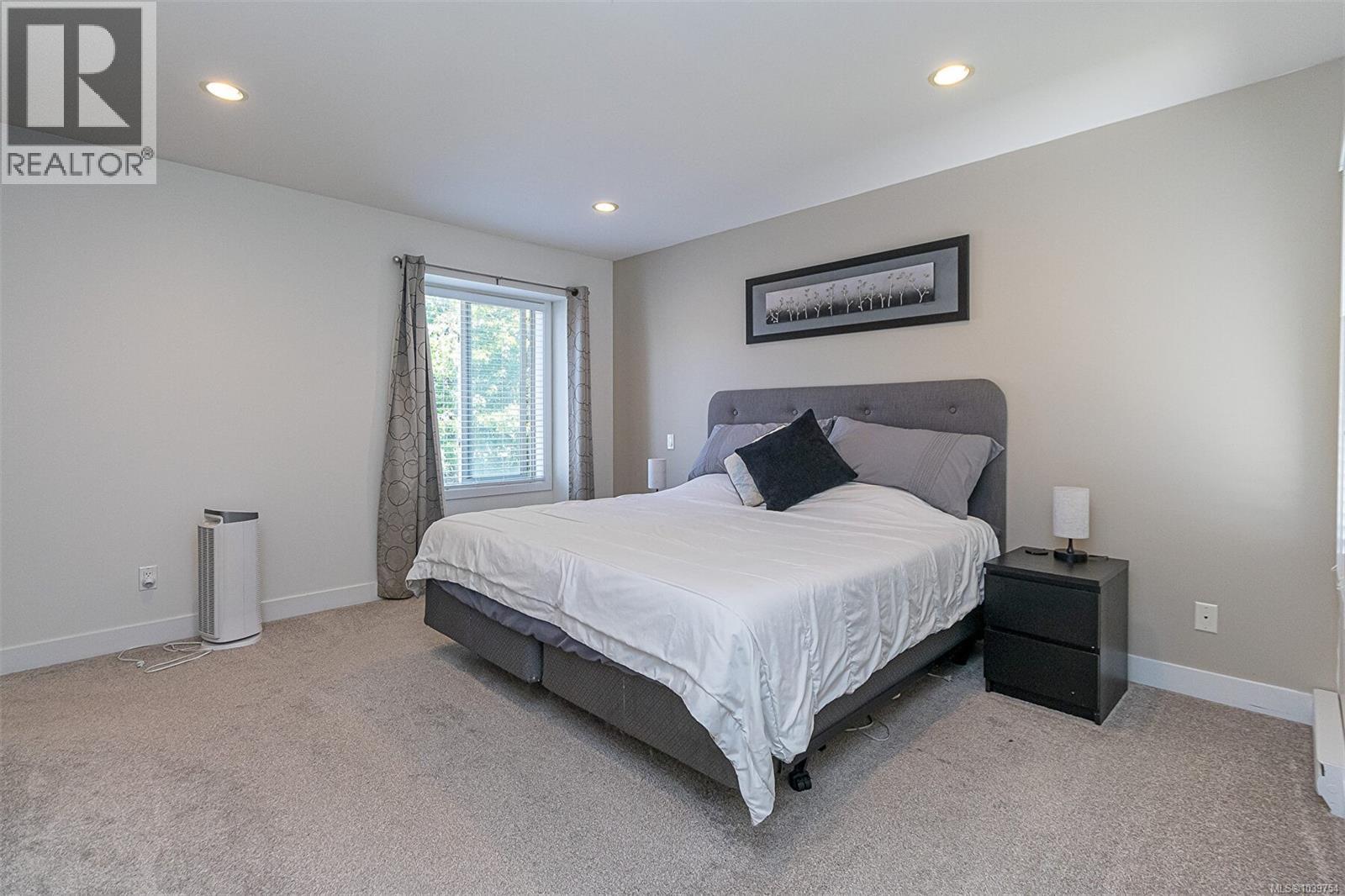  3214 Ernhill Place, Langford