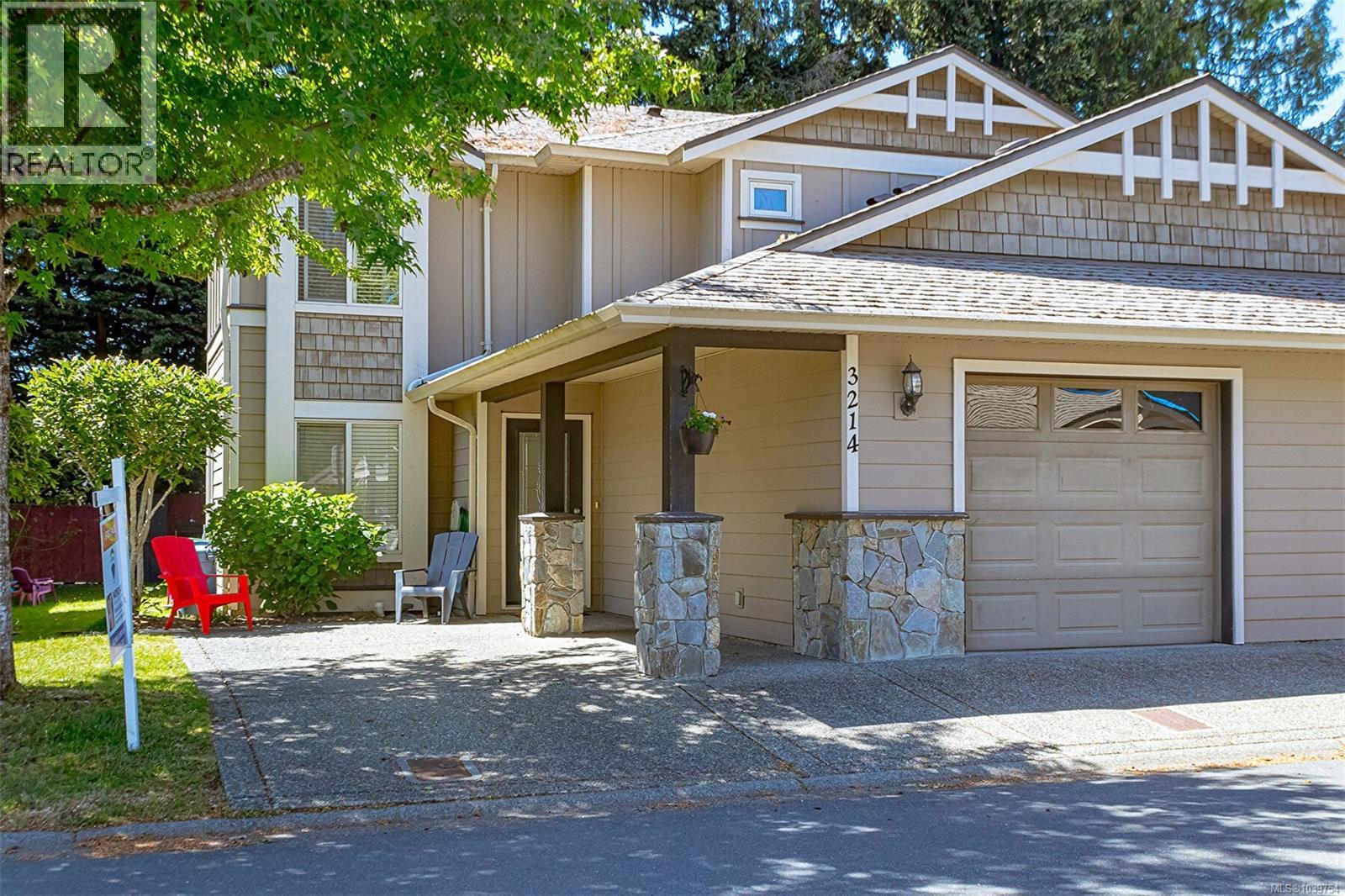  3214 Ernhill Place, Langford